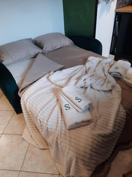 Apartman Smaragd 法扎纳 外观 照片
