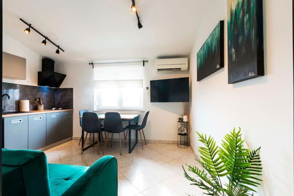 Apartman Smaragd 法扎纳 外观 照片